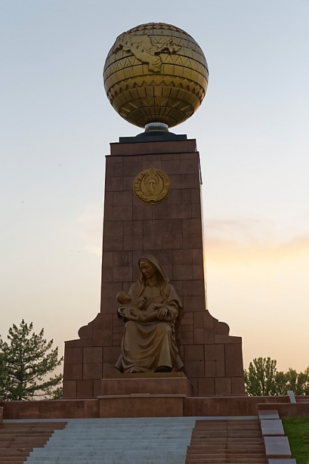 Place de l'Indépendance-021